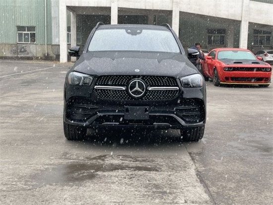 2023款奔驰GLE450现车全系低至69万起售