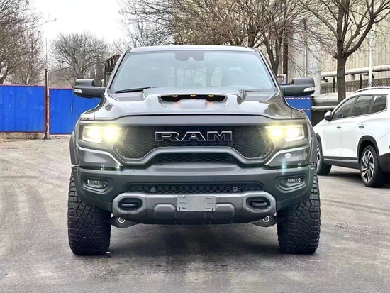 23款道奇公羊霸王龙TRX 地表最强货拉拉