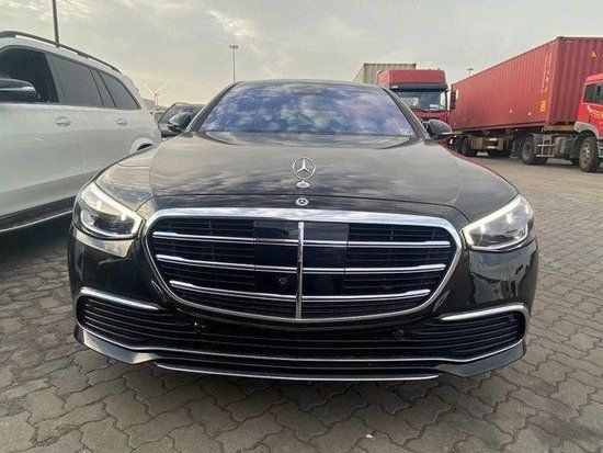 2022款奔驰S580现车配置优惠报价188万