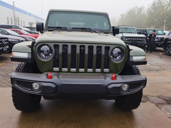 23款吉普牧马人罗宾汉四门2.0 现车报价