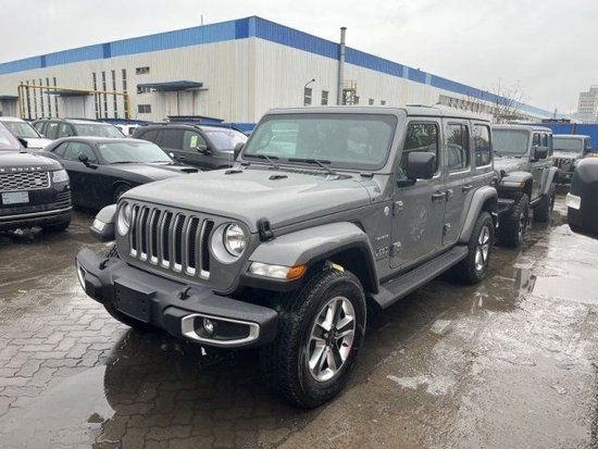23款Jeep牧马人撒哈拉2.0T现车42万提车