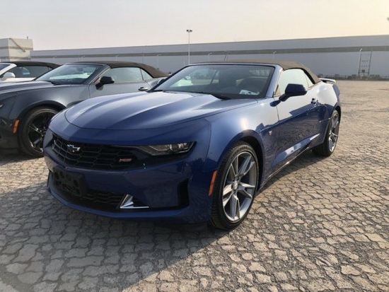 2022款雪佛兰科迈罗2.T敞篷版46万出售