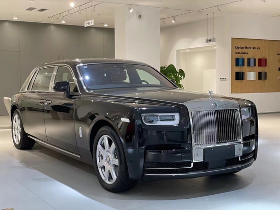 劳斯莱斯幻影加长四座特惠价格直降百万