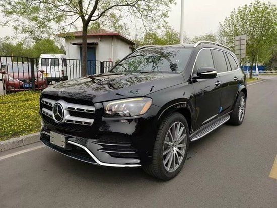 2023款奔驰GLS580现车平行进口150余万