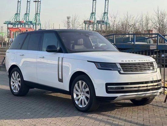 2023款路虎揽胜行政优惠促销 火热售车