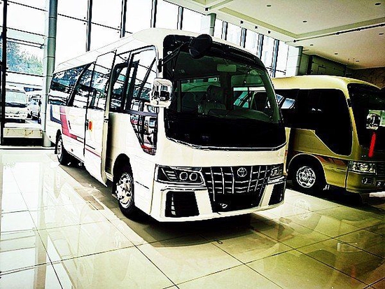 新款丰田考斯特11座12座豪华最低价格