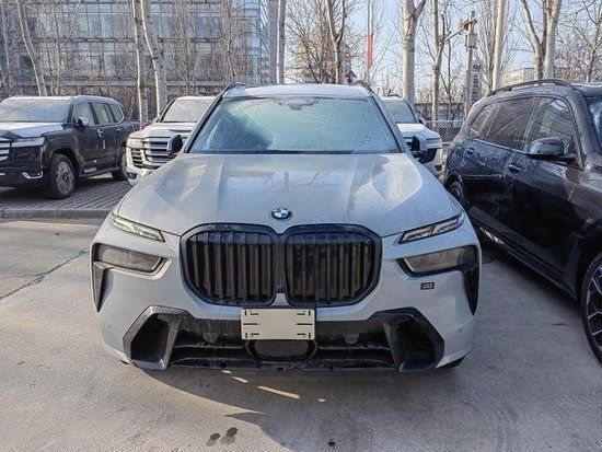 只需首付28万2023款宝马X7现车提回家
