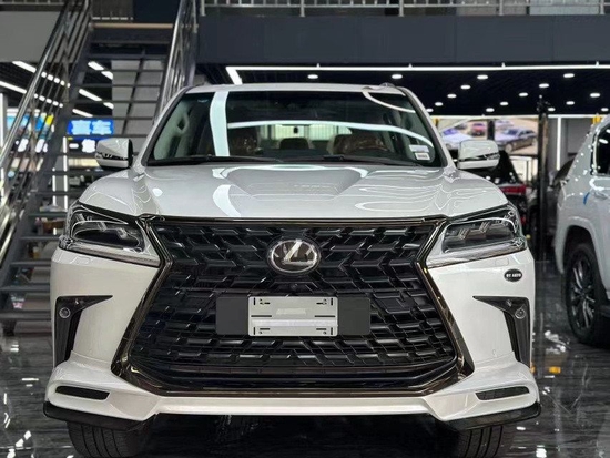 2021款雷克萨斯LX570中东限量黑耀版配置
