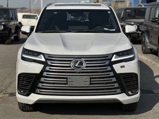 2023款雷克萨斯LX600现车 最高优惠40万