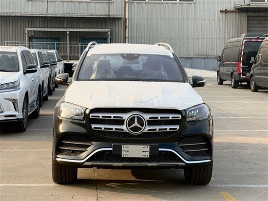 2023款奔驰GLS580现车优惠30万售全国