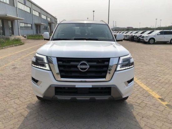 2023款日产途乐阿曼达5.6现车75万出售