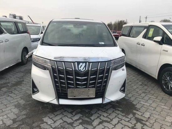 西安平行进口丰田埃尔法3.5现车可分期