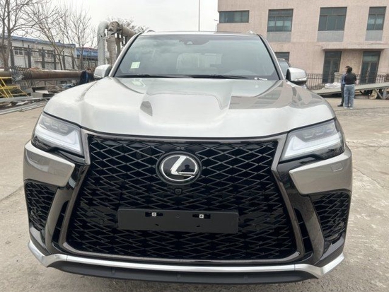 新一代雷克萨斯lx500d柴油版港口现车