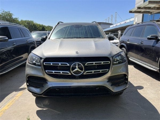 2023款奔驰GLS450报价 款型多选配置丰富