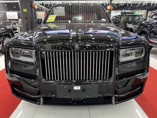 24款劳斯莱斯库里南BB版售价仅800多万