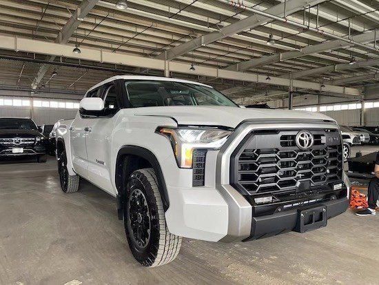 天津保税区进口23款丰田坦途3.5T批发价