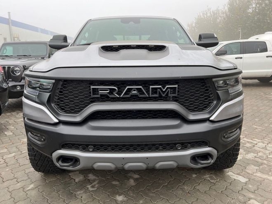 2023款道奇霸王龙沉稳大气直降20万出售