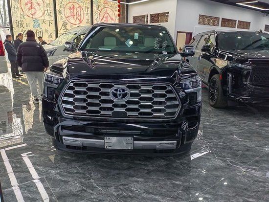 23款丰田红杉3.5T 配置与时俱进价最低