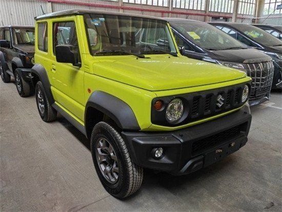 2023款铃木吉姆尼小巧可爱首付5万提车