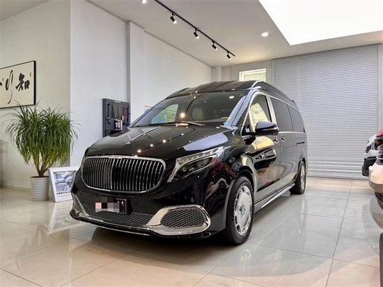 奔驰V260L商务车上海车展豪客V600