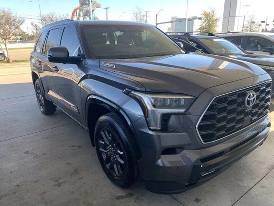 天津23款丰田红杉最低报价降至冰点促销