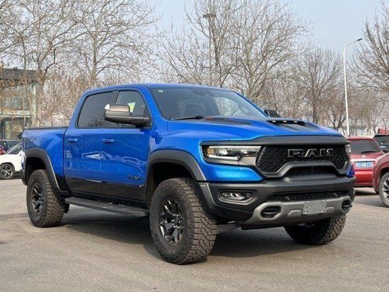 22款道奇霸王龙6.2美规版最低售价86万