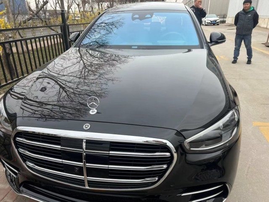 23款奔驰S500四驱长轴国六优惠5万现车