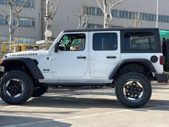 2023款牧马人罗宾汉港口提车仅售48万