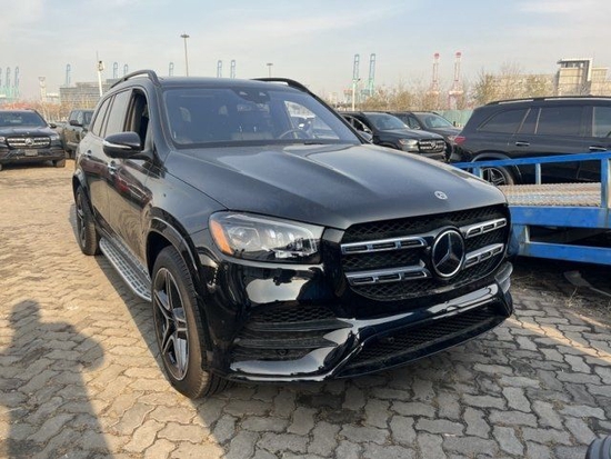 港口23款奔驰GLS580最新报价现车图片