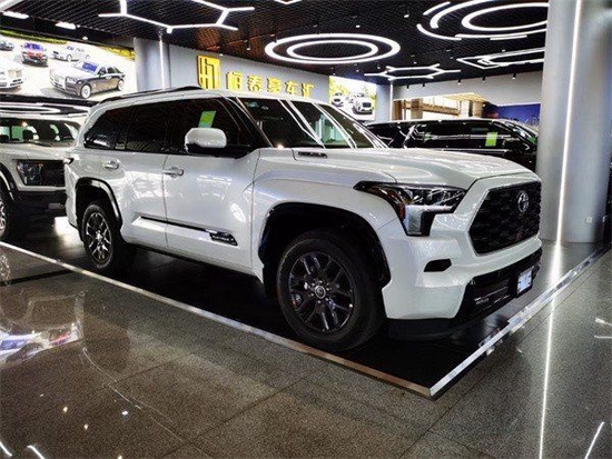 2023款丰田红杉白金版现车价格不断下跌