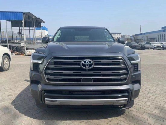 2023款丰田红杉3.5T混动 90万起分期购