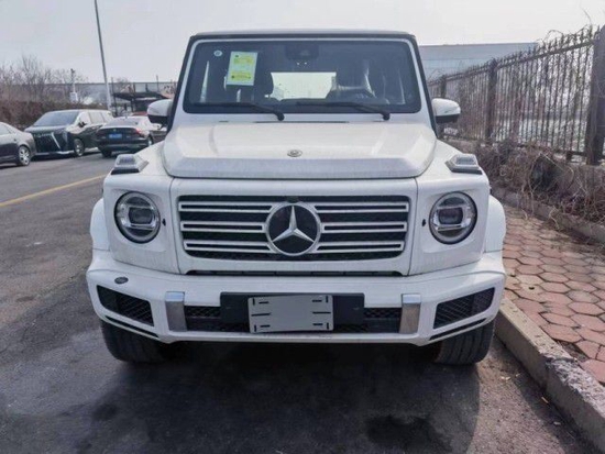 2022款奔驰G350D现车促销特惠让利7万