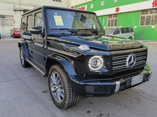 2023款奔驰G400d柴油版现车 128万起价