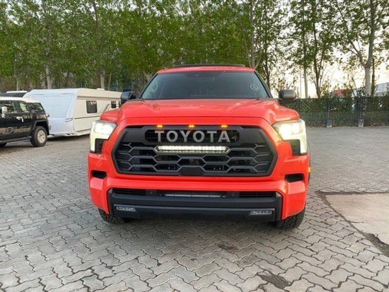 23款丰田红杉3.5T顶配PRO红色最优惠价