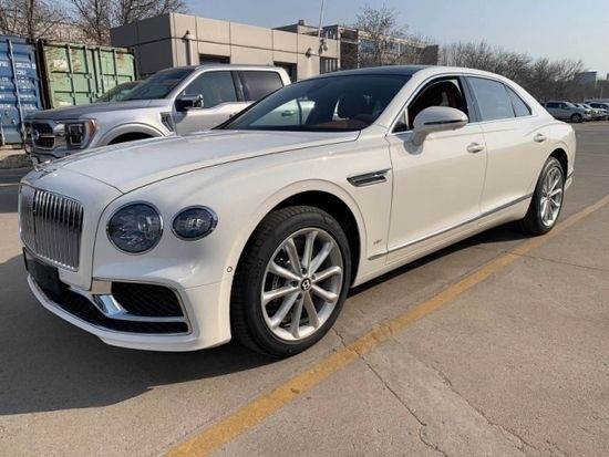 22款宾利添越飞驰4.0T平行进口五月特惠