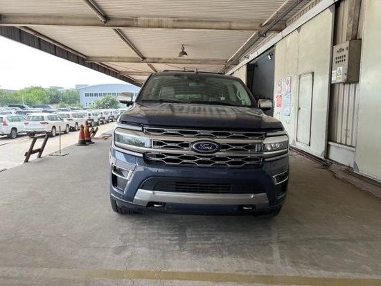 22款福特征服者长轴铂金版现车最新报价