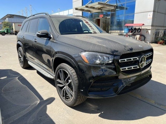 配置升级23款奔驰GLS450现车选配灵活