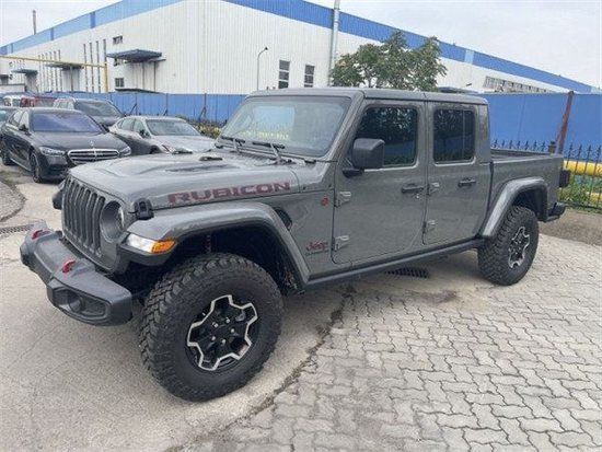 2023款吉普Gladiator角斗士现车降10万