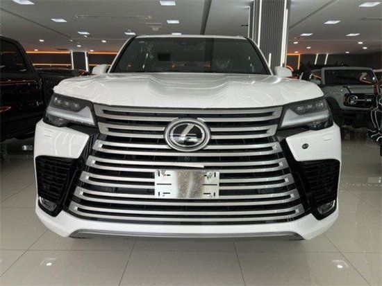 2023款雷克萨斯LX600港口抄底价158万