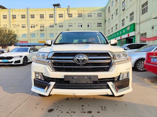 丰田酷路泽5700国六现车支持定金发车