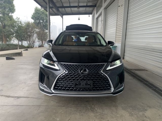 22款雷克萨斯RX350现车降10万 港口价格