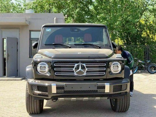 2022款奔驰G500 超低价180万可上牌