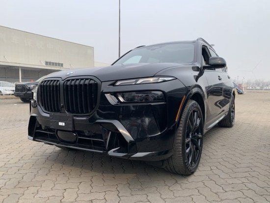 23款宝马X7最新配置及图片报价优惠行情