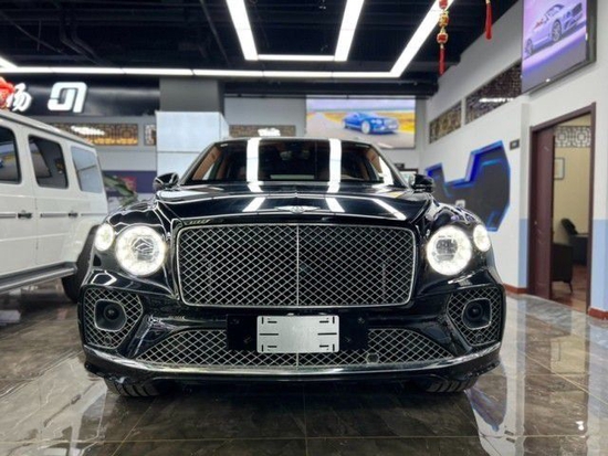 全新宾利添越4.0T首发限量款现车促销