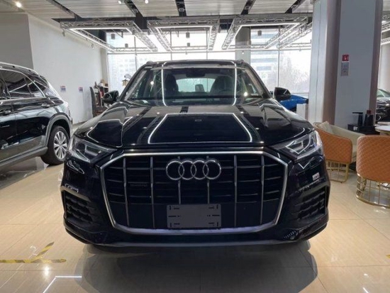 22款奥迪Q7津港最低价格 2.0现车仅50万