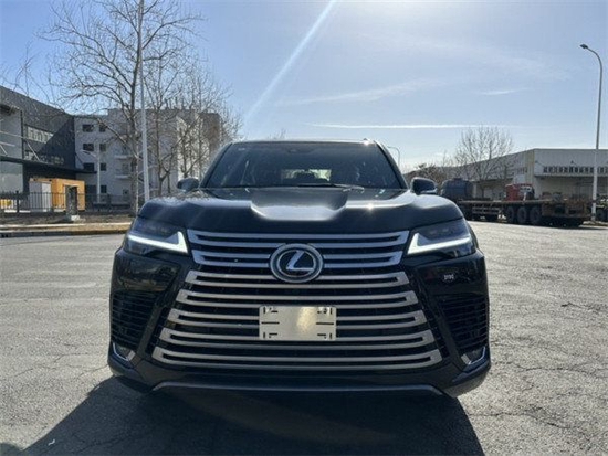 豪华越野SUV 23款雷克萨斯LX600到店