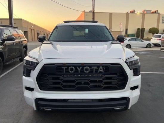 23丰田红杉五月现车优惠活动价格给力