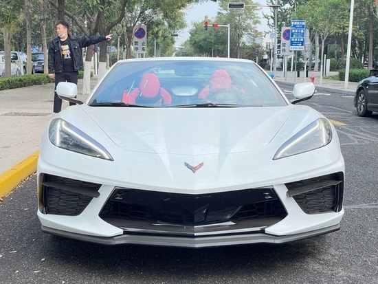 2023款科尔维特港口现车多色可选最低价