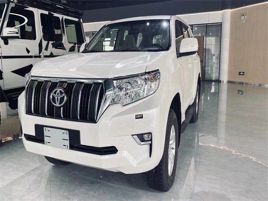 23款中东版霸道4000VX顶配港口优惠政策