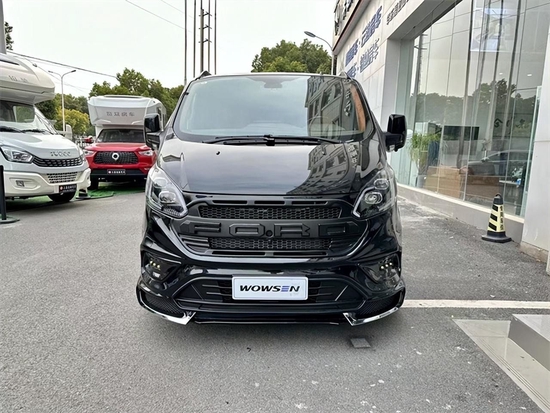 福特黑武士豪华七座MPV 年轻人的首选